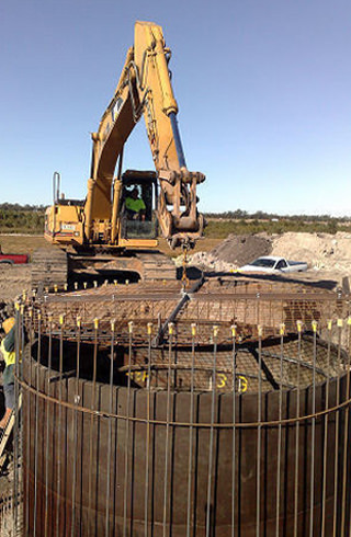 Sewer pump station construction by Hallco Engineering